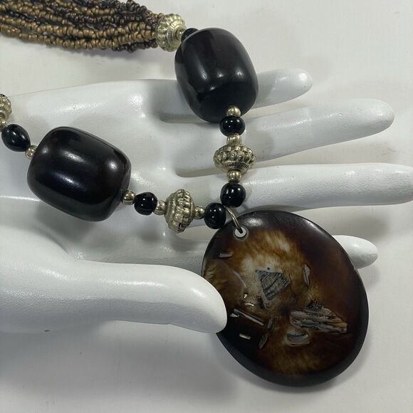 Resin Shell Inlay Oval Pendant and Beaded Necklace Brown Tan Gold Tone Chunky - Picture 9 of 16